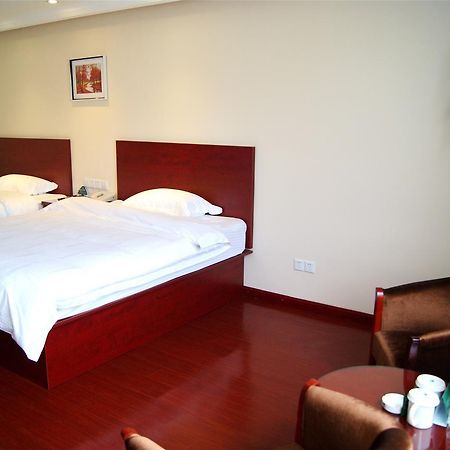 Greentree Inn Guangdong Foshan Longjiang North Fenghua Road Express Hotel Шуньде Екстер'єр фото