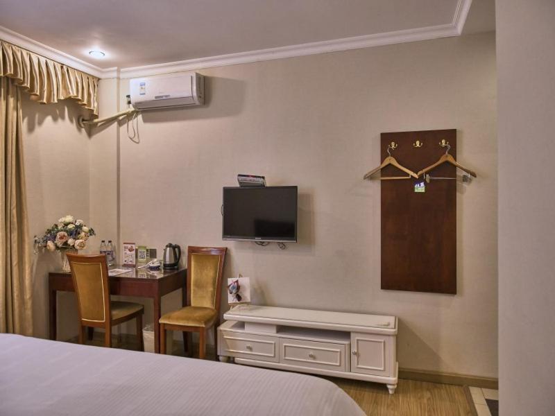 Greentree Inn Guangdong Foshan Longjiang North Fenghua Road Express Hotel Шуньде Екстер'єр фото