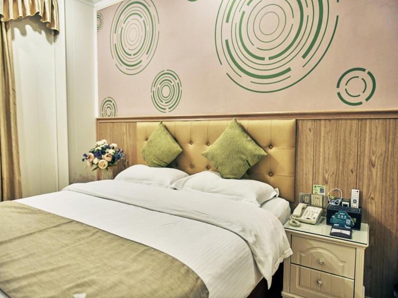 Greentree Inn Guangdong Foshan Longjiang North Fenghua Road Express Hotel Шуньде Екстер'єр фото
